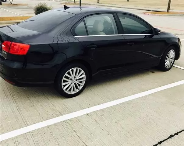 $4000 : 2011 VOLKSWAGEN JETTA SEL image 2