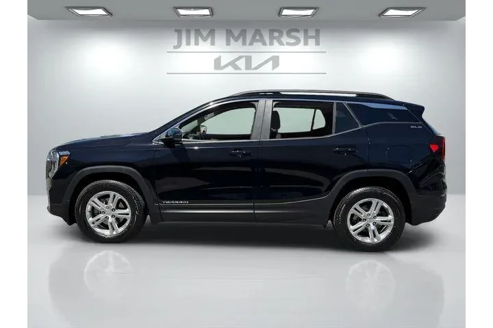$26588 : GMC Terrain 2024 AWD SLE 4dr image 3
