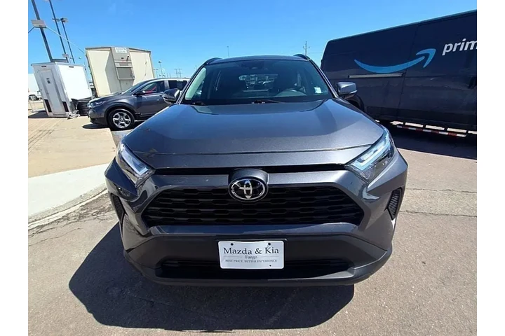 $28993 : 2022 RAV4 XLE image 1