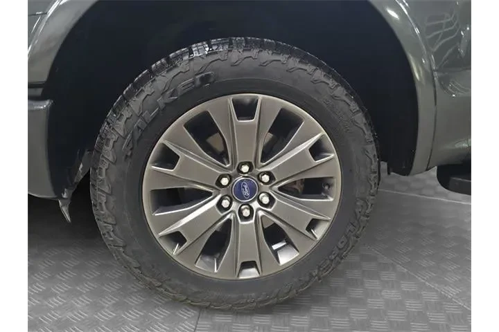 $17990 : Ford F-150 2016 4x4 Lariat 4 image 9