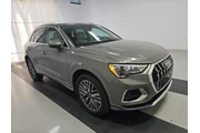 $24393 : Audi Q3 2022 AWD quattro Pre thumbnail