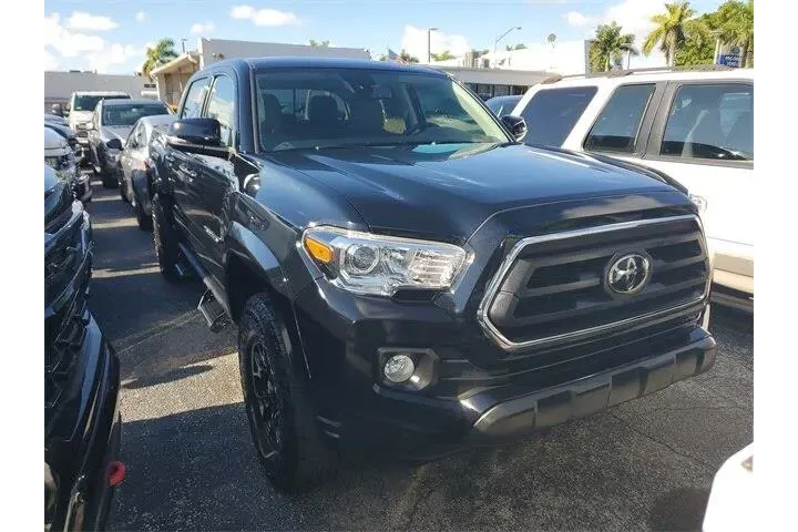 $27990 : Toyota Tacoma 2022 4x2 TRD O image 2