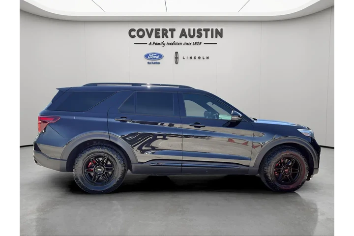 $23027 : Ford Explorer 2020 AWD ST 4d image 6