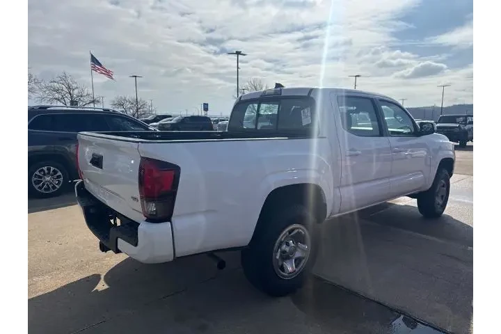 $27995 : Toyota Tacoma 2018 4x4 TRD P image 3
