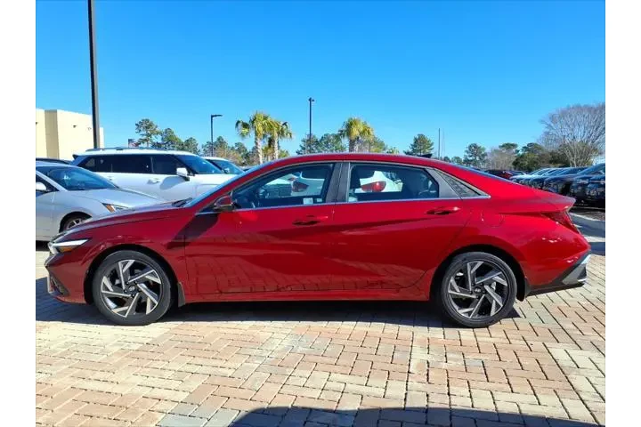 $27690 : Hyundai ELANTRA 2025 Limited image 3