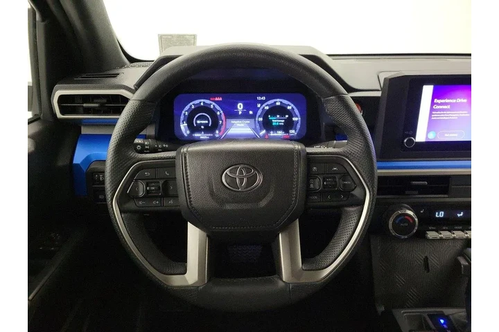 $39998 : Toyota Tacoma 2025 4x4 SR5 4 image 10