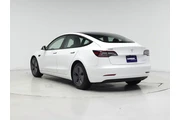 $26998 : Tesla Model 3 2021 AWD Long thumbnail