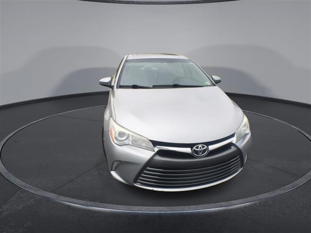 $14300 : PRE-OWNED 2016 TOYOTA CAMRY X image 3