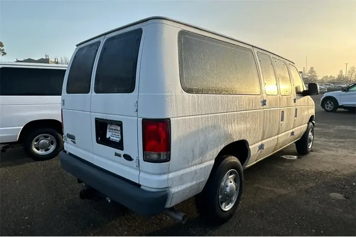 $27488 : Ford E-Series 2013 E-350 SD image 3