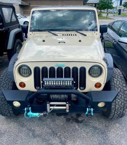 $12900 : 2011 Wrangler Unlimited Sahara image 4