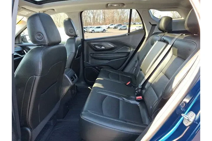 $22900 : GMC Terrain 2022 AWD SLT 4dr image 10