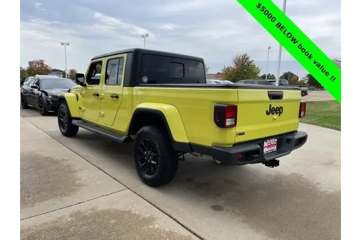 $31995 : Jeep Gladiator 2023 4x4 Spor image 7