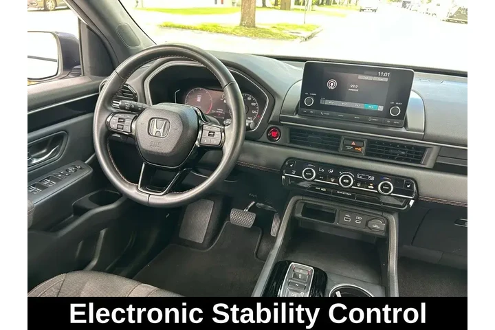 $33953 : Honda Pilot 2023 AWD Sport 4 image 10