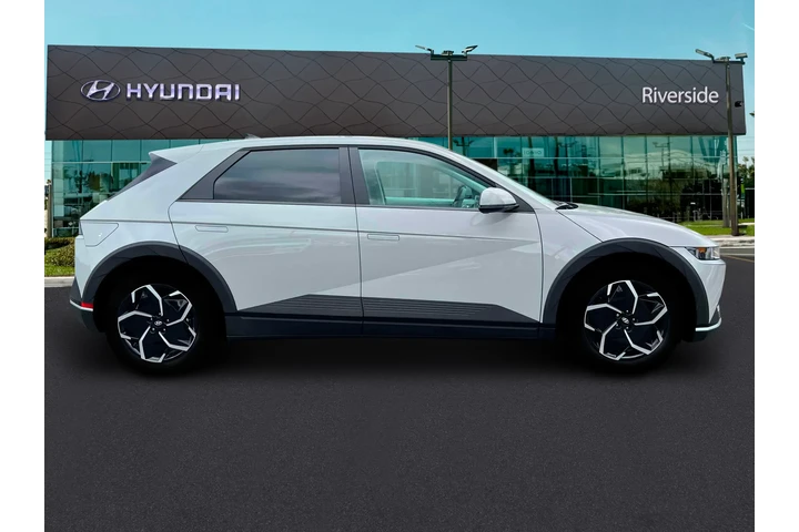 $23991 : Hyundai IONIQ 5 2024 SE 4dr image 9