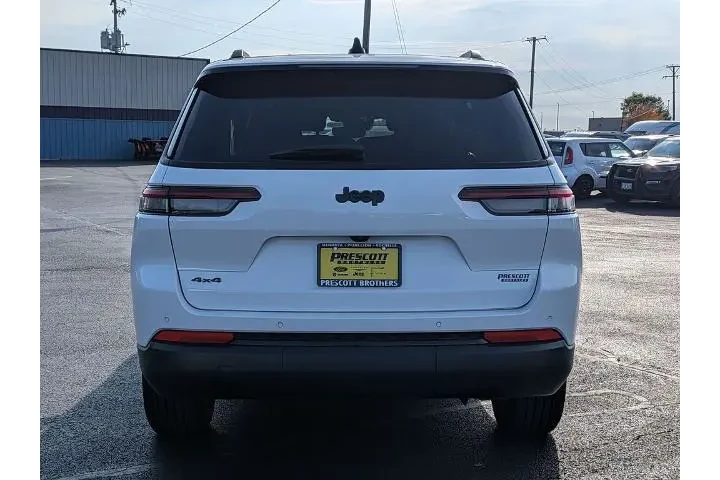 $35777 : Jeep Grand Cherokee L 2024 4 image 6