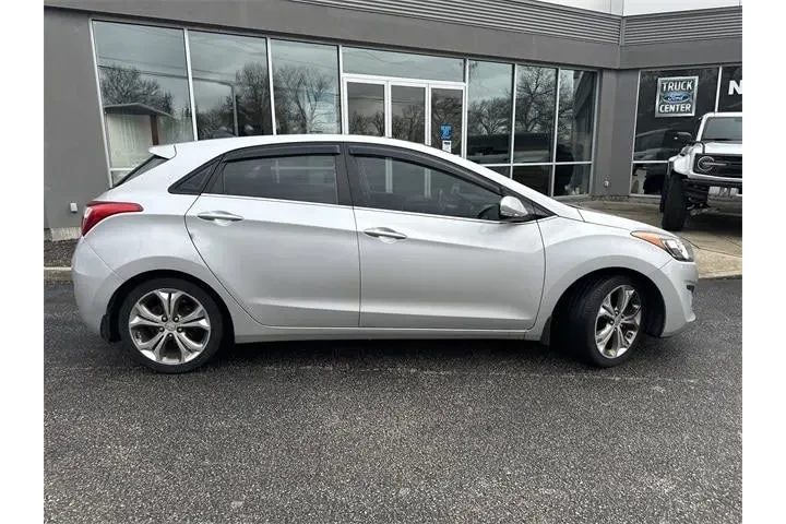 $5500 : Hyundai ELANTRA GT 2013 4dr image 10