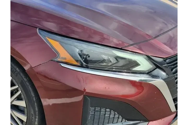 $21847 : Nissan Altima 2023 2.5 SV 4d image 9