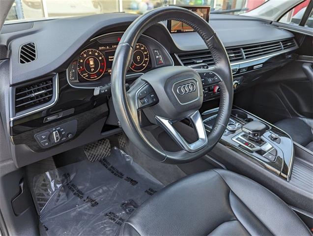 $29950 : 2019 Q7 55 Premium Plus image 2