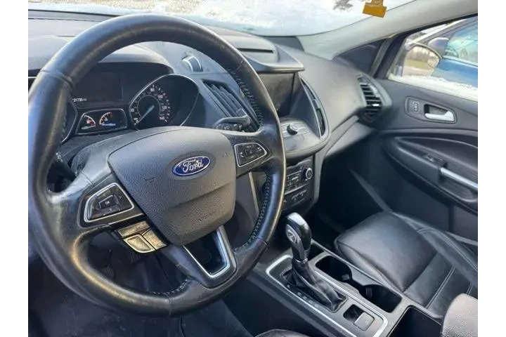 $8739 : Ford Escape 2018 AWD SEL 4dr image 6