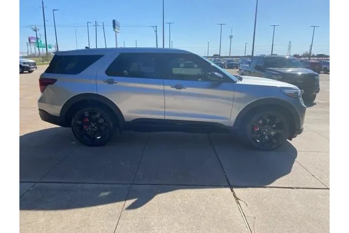 $34980 : Ford Explorer 2021 AWD ST 4d image 7