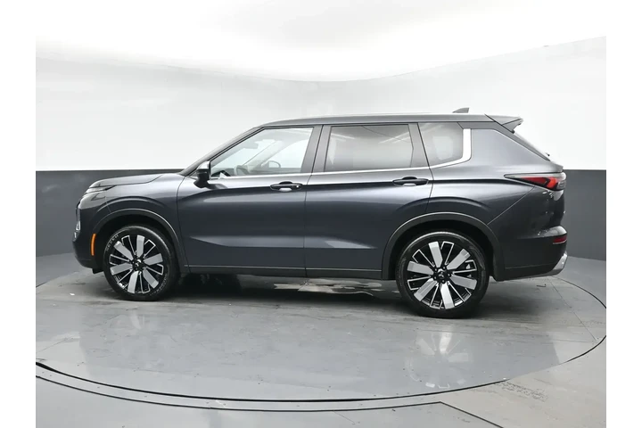 $23995 : Mitsubishi Outlander 2025 AW image 4