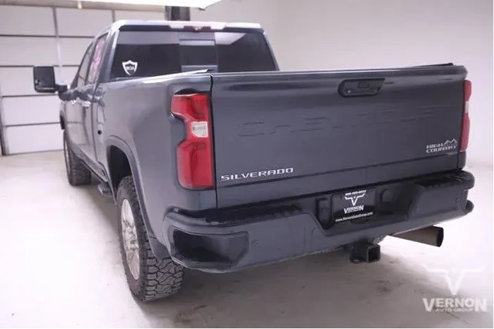 $31999 : Chevrolet Silverado 2500HD 2 image 2