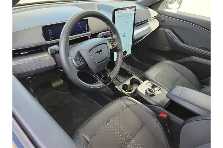 $31981 : Ford Mustang Mach-E 2023 AWD image 6