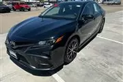 2023 Camry SE en Stockton