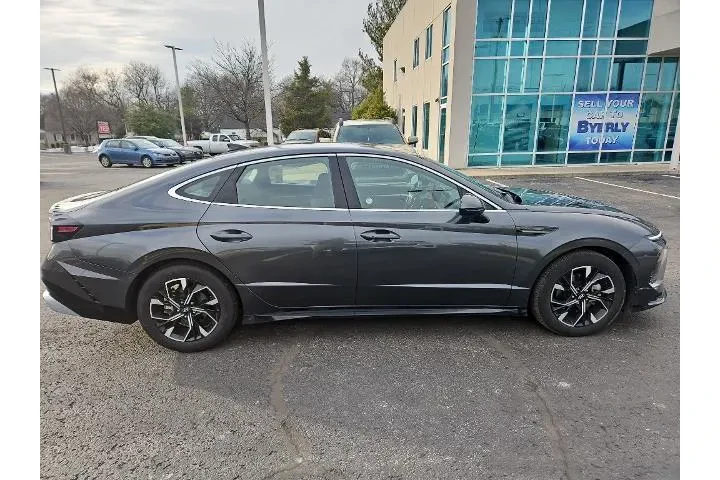 $21298 : Hyundai SONATA 2025 SEL 4dr image 9