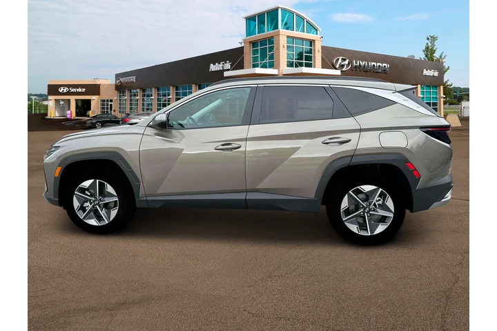 $31900 : Hyundai TUCSON Hybrid 2025 A image 3