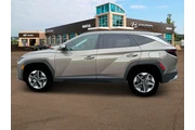 $31900 : Hyundai TUCSON Hybrid 2025 A thumbnail