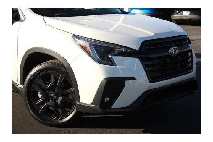 $31856 : Subaru Ascent 2023 AWD Onyx image 2
