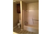 $900 : Rental property with 2 bedro thumbnail