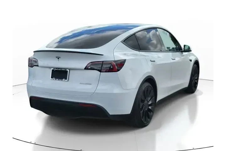 $31991 : Tesla Model Y 2022 AWD Perfo image 4