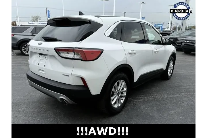 $19800 : Ford Escape 2022 AWD SE 4dr image 8