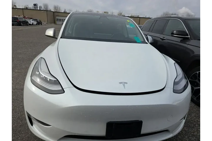 $20993 : Tesla Model Y 2020 AWD Long image 2