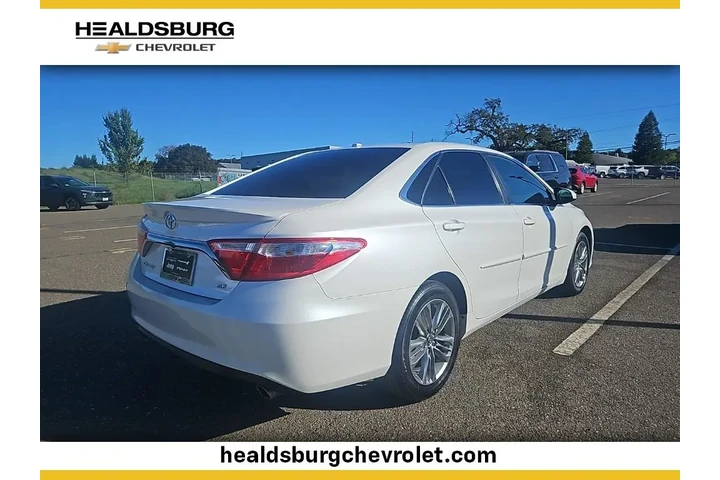 $13663 : Toyota Camry 2015 SE 4dr Sed image 5