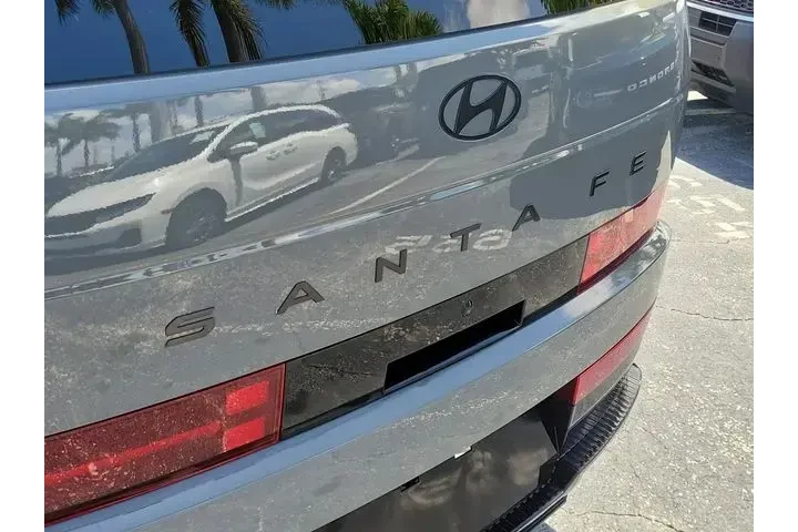 $32990 : Hyundai SANTA FE 2024 Callig image 5