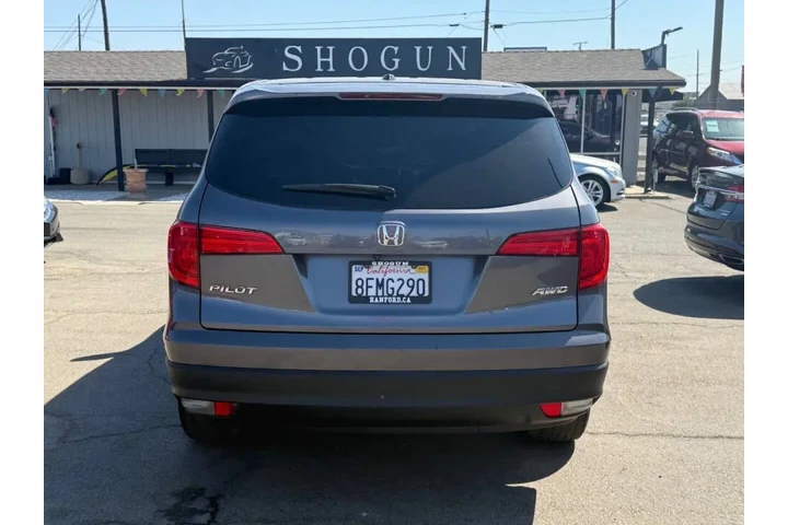 $17995 : 2018 Pilot image 5