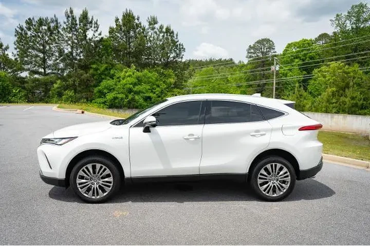 $30888 : Toyota Venza 2021 AWD LE 4dr image 5