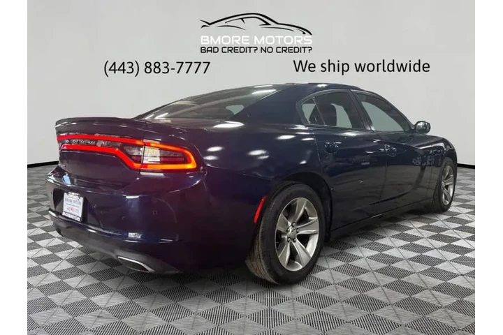 2015 Charger SE image 6