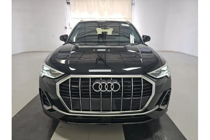 $29993 : Audi Q3 2023 AWD quattro S l image 2