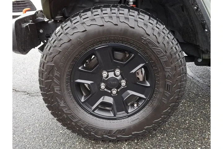 $38995 : Jeep Gladiator 2023 4x4 Moja image 9