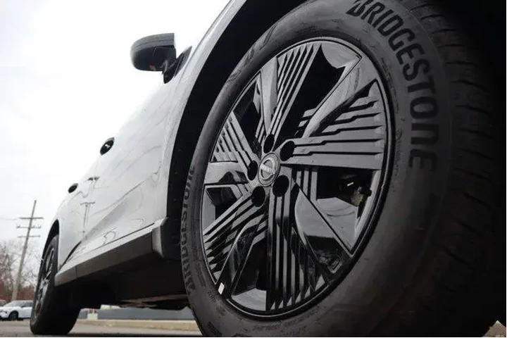 $36144 : Nissan Murano 2025 AWD SV 4d image 10