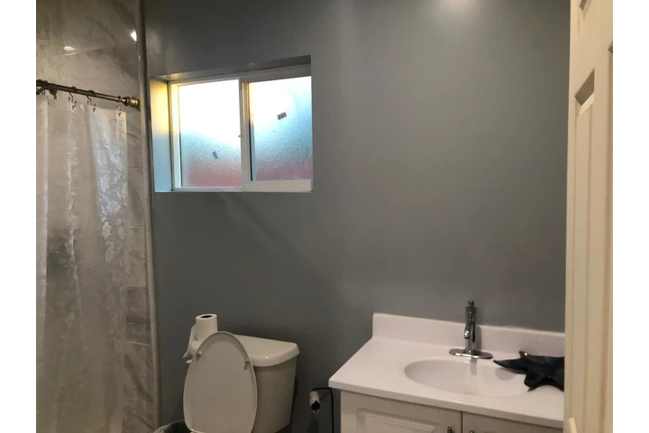 $2000 : APARTAMENTO  EN CASA DE RENTA image 8