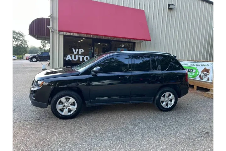$7999 : 2016 Compass Latitude image 9