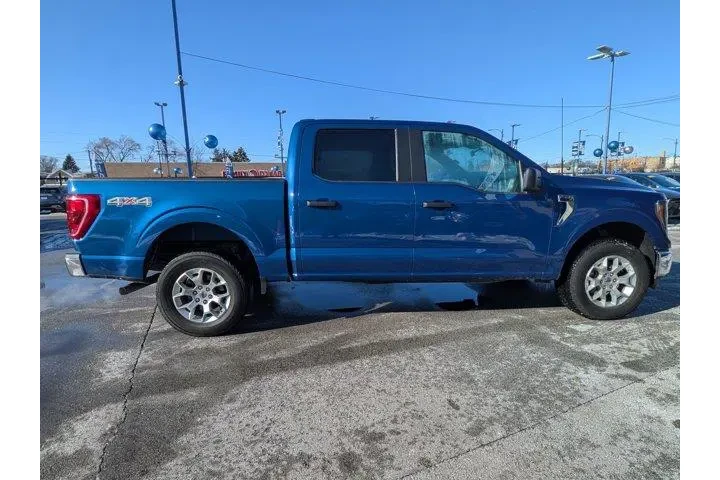 $33997 : Ford F-150 2023 4x4 XLT 4dr image 2