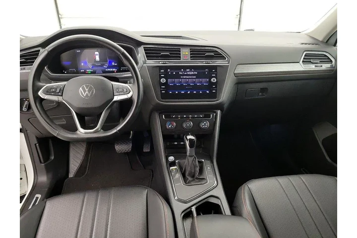 $23998 : Volkswagen Tiguan 2024 Wolfs image 9