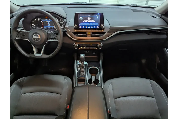 $21499 : Nissan Altima 2023 2.5 SV 4d image 6