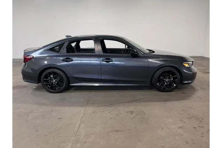 $25954 : Honda Civic 2025 Sport 4dr S image 2